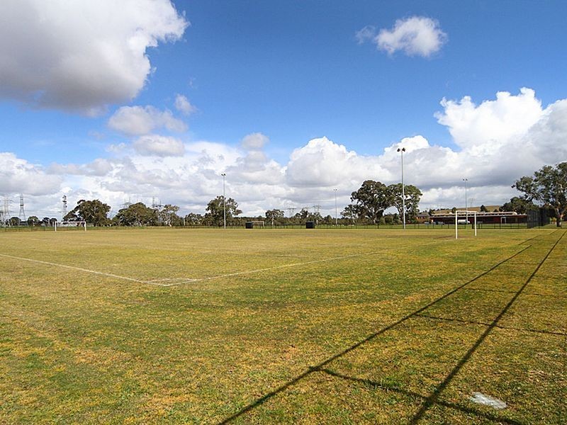 39 Vincent Drive, South Morang VIC 3752