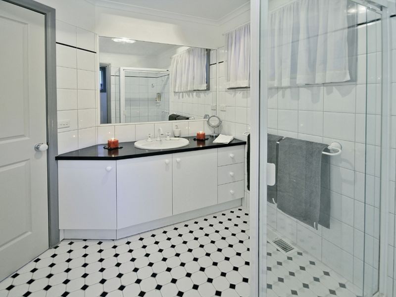 5 – 8 Sarah Court, South Morang VIC 3752