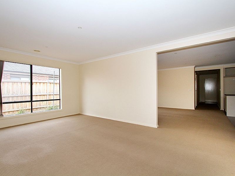 5 Clarence Way, South Morang VIC 3752