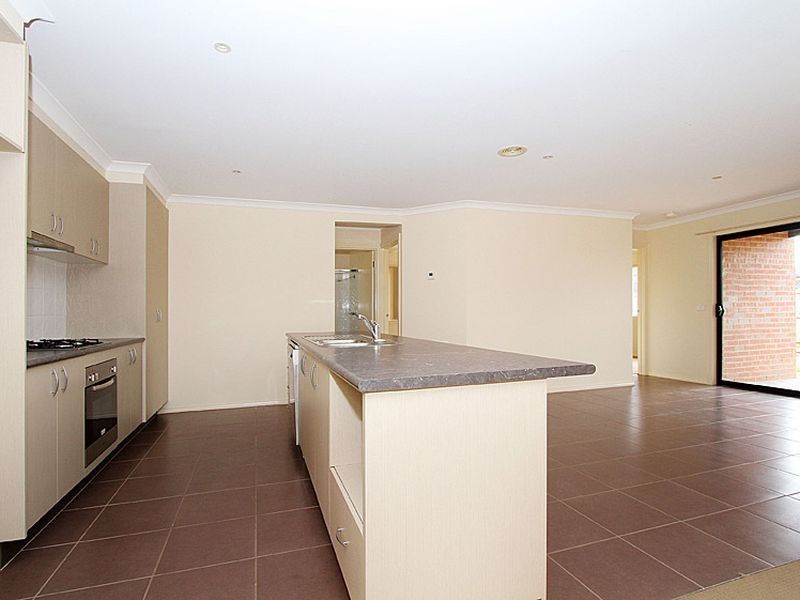 5 Clarence Way, South Morang VIC 3752