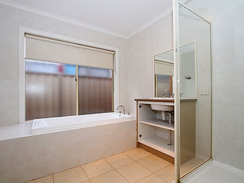 52 Hayston Boulevard, Epping VIC 3076