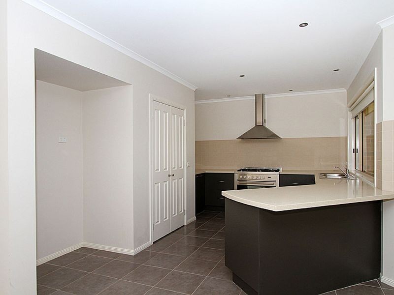 10 Waterview Drive, Mernda VIC 3754