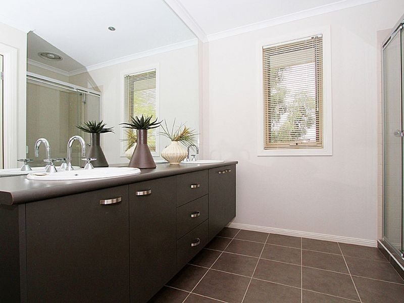 10 Waterview Drive, Mernda VIC 3754