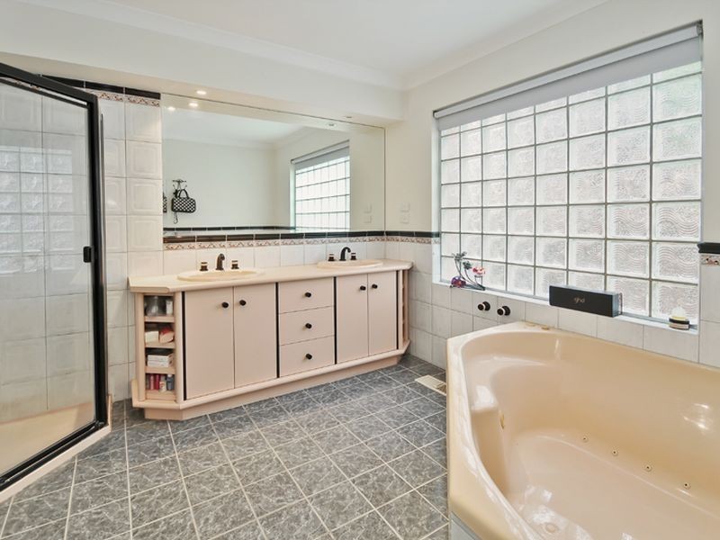 3 Tali Karng Close, Rowville VIC 3178