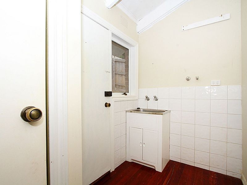 38 Booyan Crescent, Greensborough VIC 3088