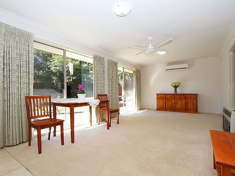 2 Magpie Walk, South Morang VIC 3752