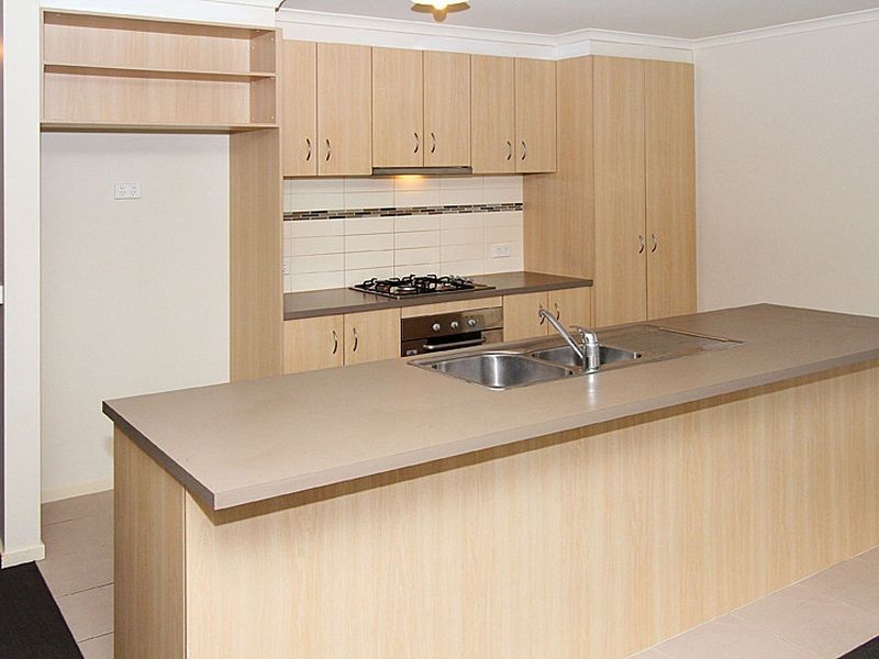 15 Glory Street, South Morang VIC 3752