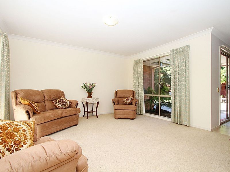 2 Magpie Walk, South Morang VIC 3752