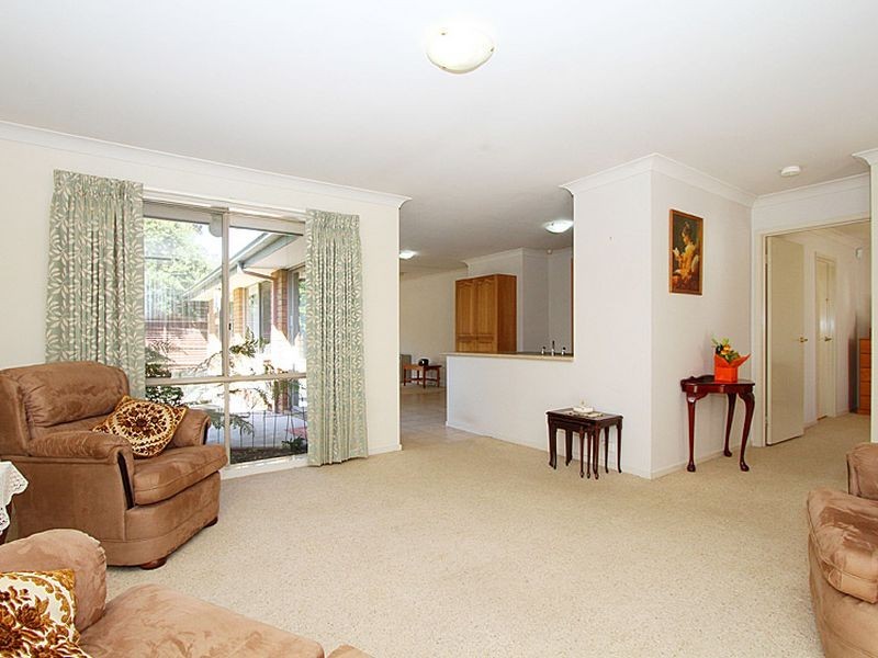 2 Magpie Walk, South Morang VIC 3752