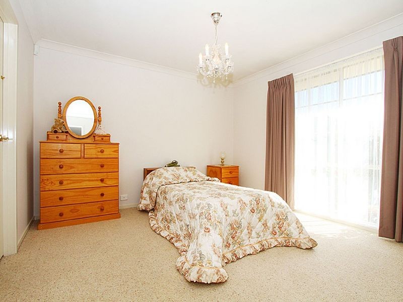 2 Magpie Walk, South Morang VIC 3752