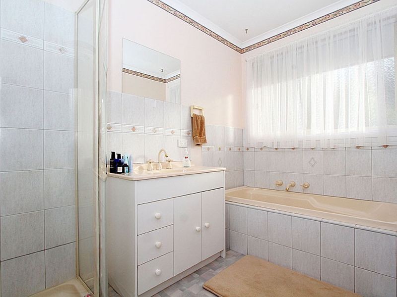 10a Brolga Place, South Morang VIC 3752