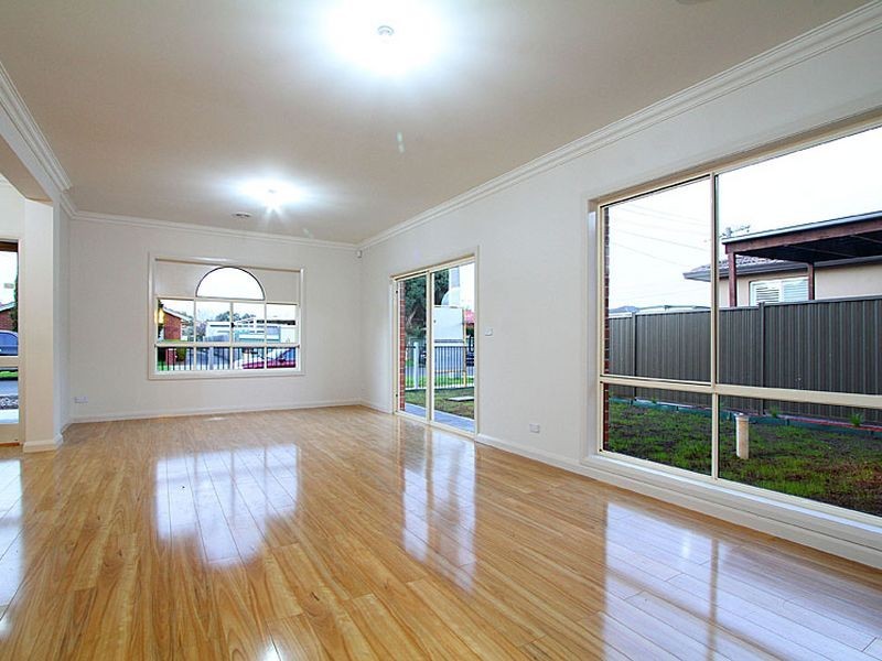 17 Purinuan Road, Reservoir VIC 3073