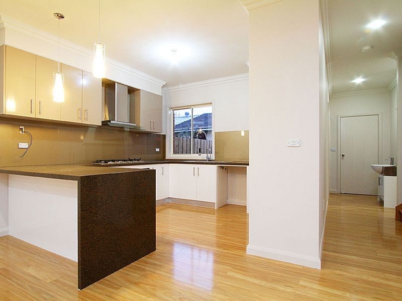 17 Purinuan Road, Reservoir VIC 3073