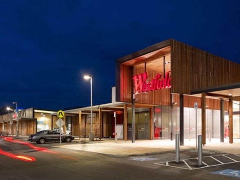 18 Palais Crescent, South Morang VIC 3752