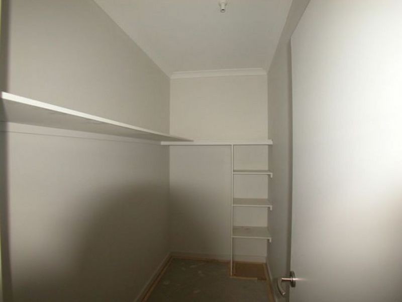 25 Lydgate Terrace, Epping VIC 3076