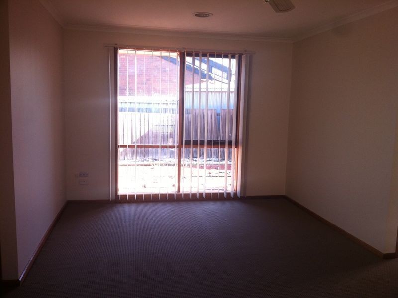 2 Orsett Court, Mill Park VIC 3082