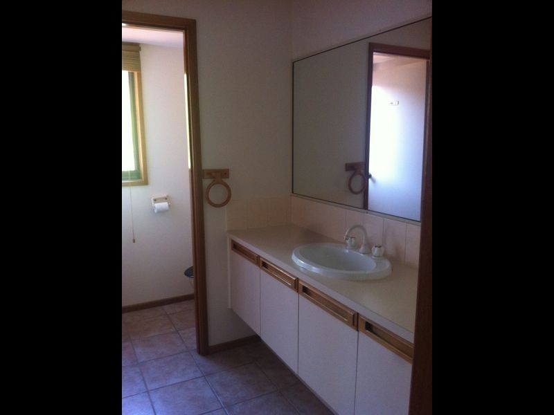 2 Orsett Court, Mill Park VIC 3082