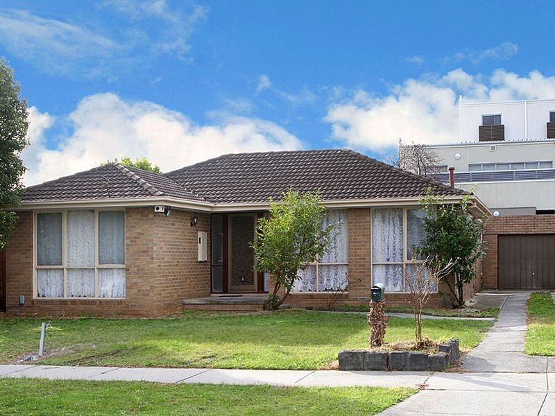 22 McFarlane Crescent, Epping VIC 3076