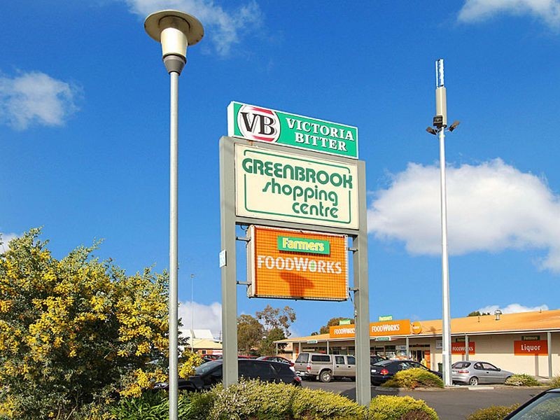 22 McFarlane Crescent, Epping VIC 3076