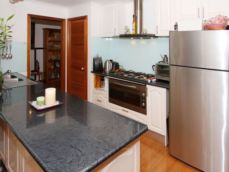 12 Westleigh Court, Mill Park VIC 3082