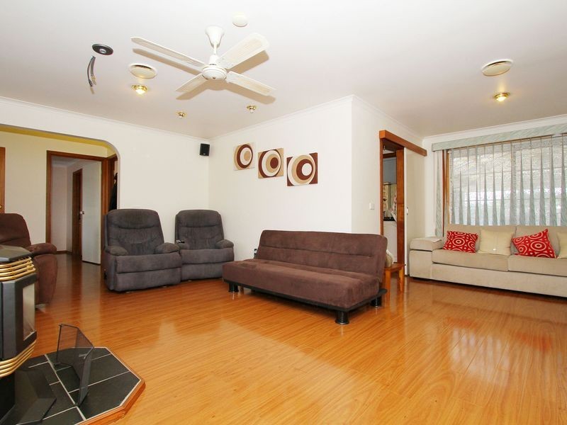 12 Westleigh Court, Mill Park VIC 3082