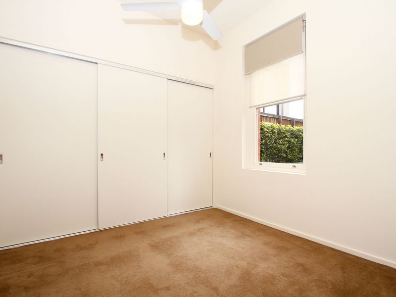 8 / 125 Main Drive, Macleod VIC 3085