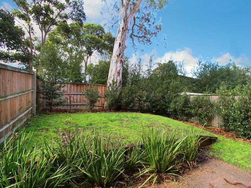 8 / 125 Main Drive, Macleod VIC 3085