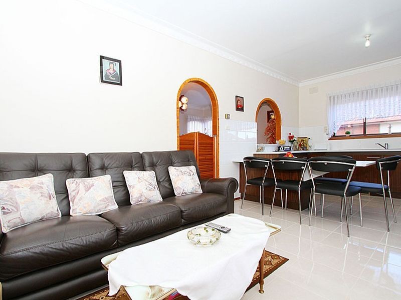 11 Melanee Court, Lalor VIC 3075