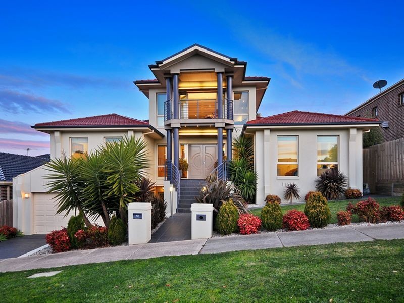 19 Raphael Rise, South Morang VIC 3752