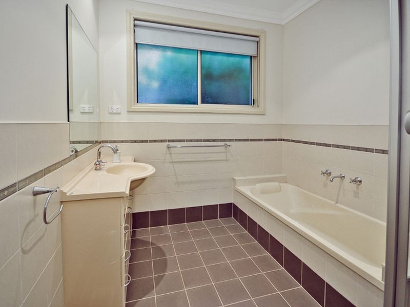 19 Raphael Rise, South Morang VIC 3752