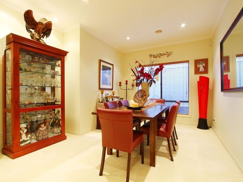 48 University Drive, Mill Park VIC 3082