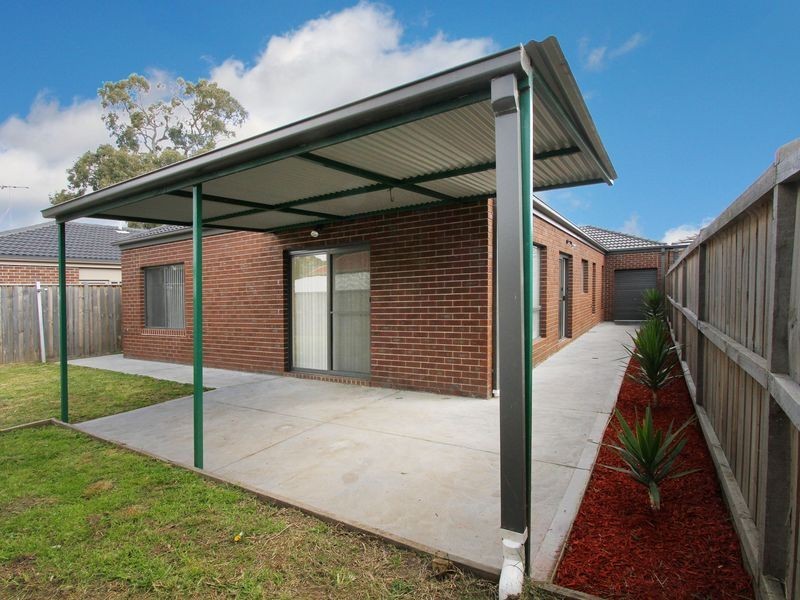 72 Tuross Crescent, South Morang VIC 3752