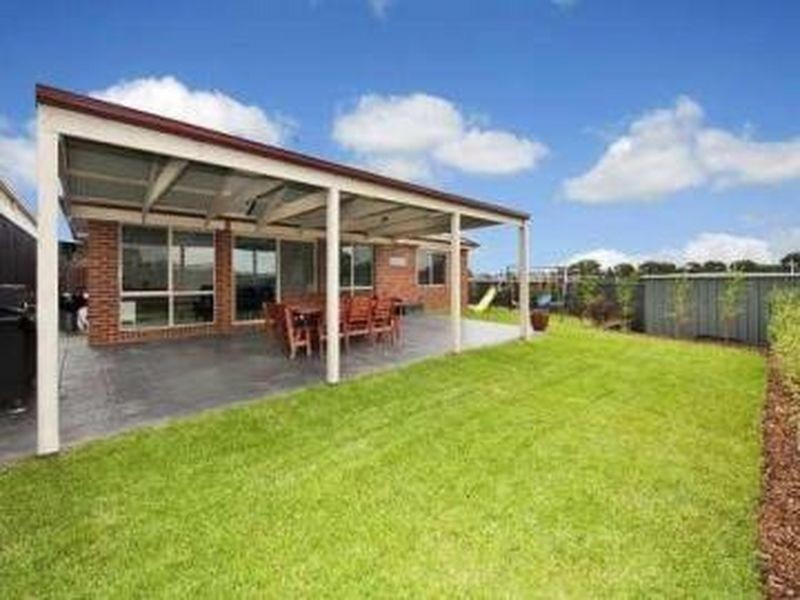 6 Saffron Avenue, South Morang VIC 3752