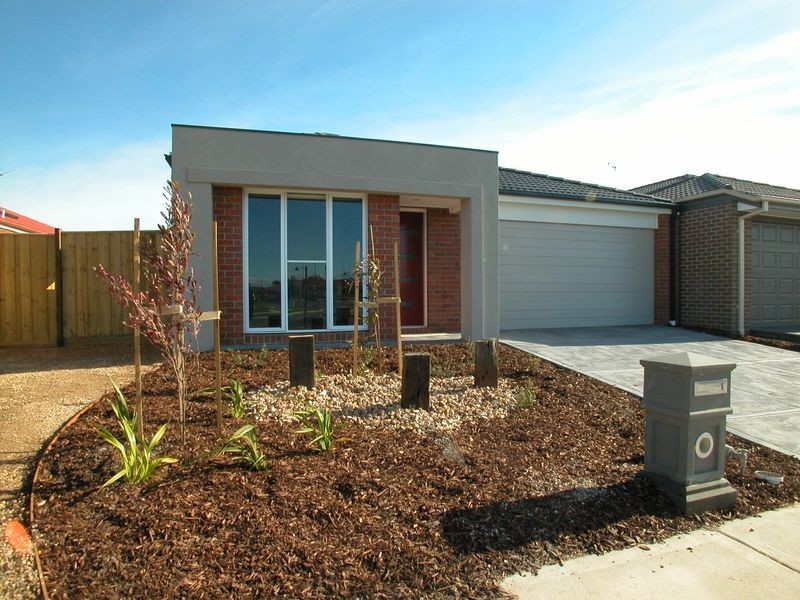 69 Breadlebane Avenue, Mernda VIC 3754