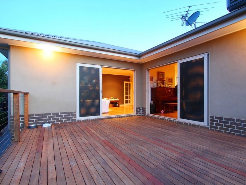 8 Rangeview Green, Doreen VIC 3754