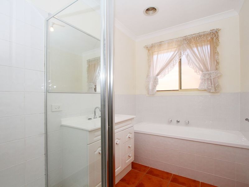 46 Lamour Avenue, South Morang VIC 3752