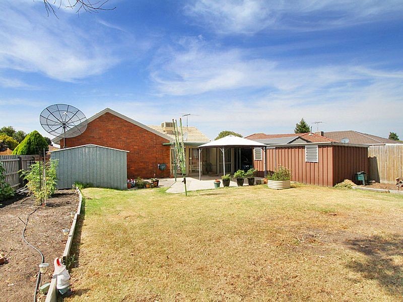 47 Kellaway Crescent, Mill Park VIC 3082