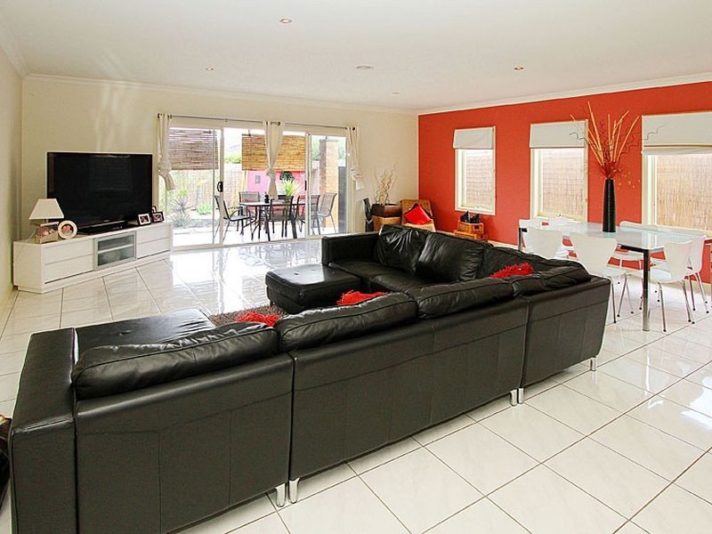 6 Cobb Street, South Morang VIC 3752