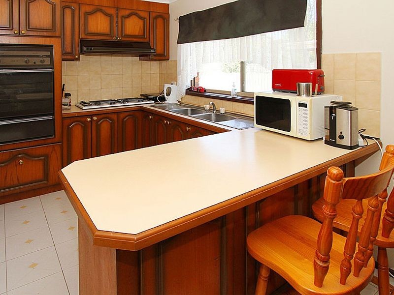 24 Morang Drive, Mill Park VIC 3082