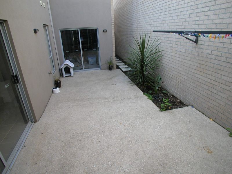 9 Hampden Green, South Morang VIC 3752