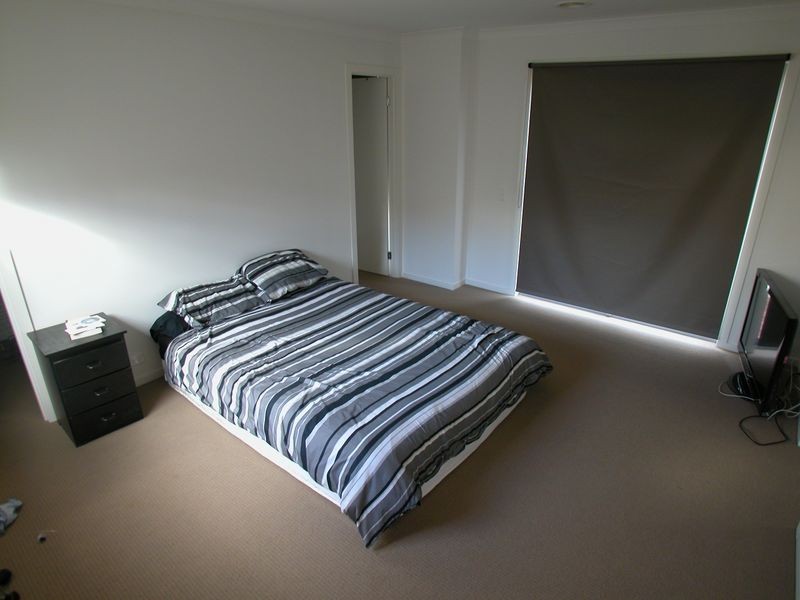 9 Hampden Green, South Morang VIC 3752