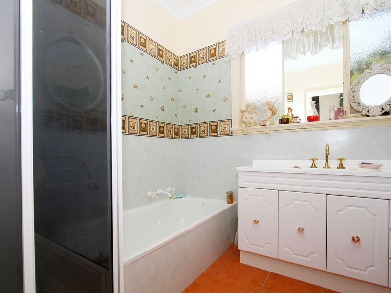 15 Edmondson Street, Lalor VIC 3075