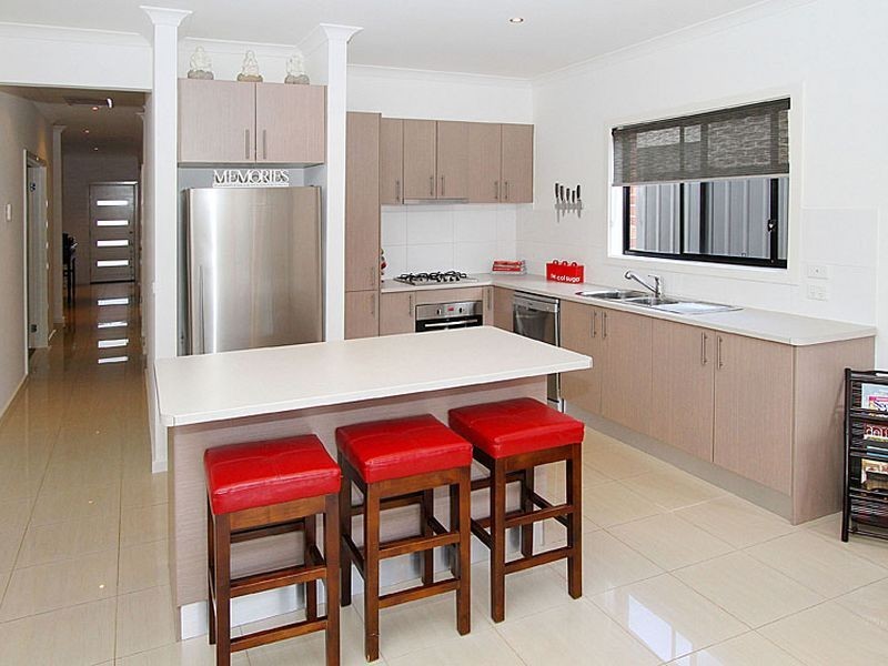 18 McCubbin Way, Mernda VIC 3754