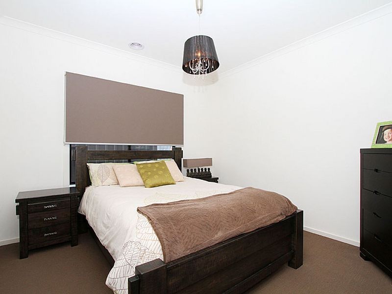 18 McCubbin Way, Mernda VIC 3754