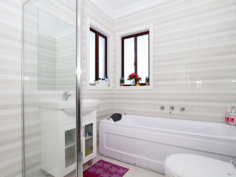 2/16 Elsey Road, Reservoir VIC 3073