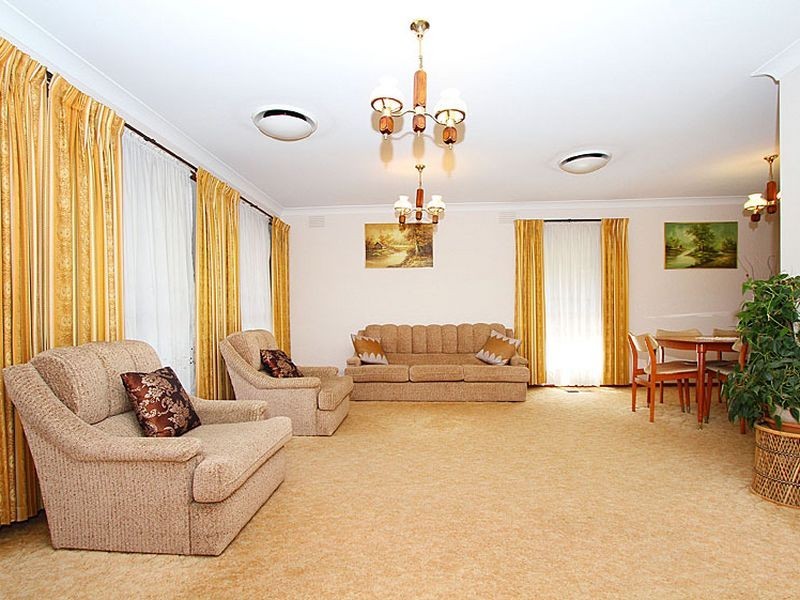 5 Wakeful  Place, Mill Park VIC 3082