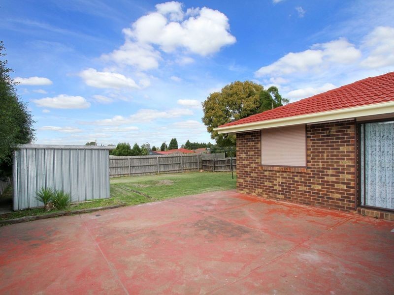 19 Foxzami Crescent, Epping VIC 3076