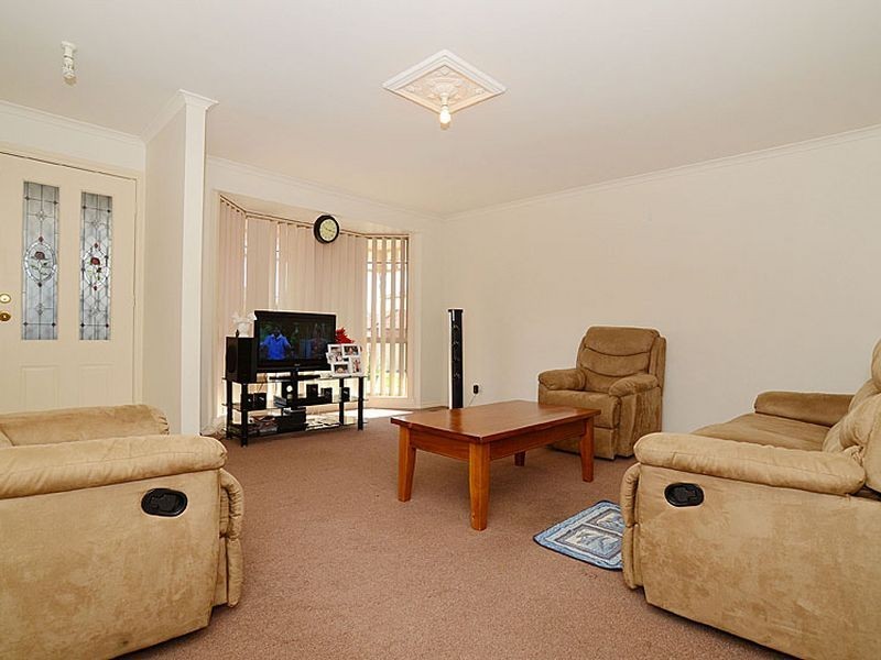 2 Kiernan Close, Mill Park VIC 3082