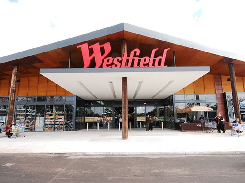 18 Palais Crescent, South Morang VIC 3752