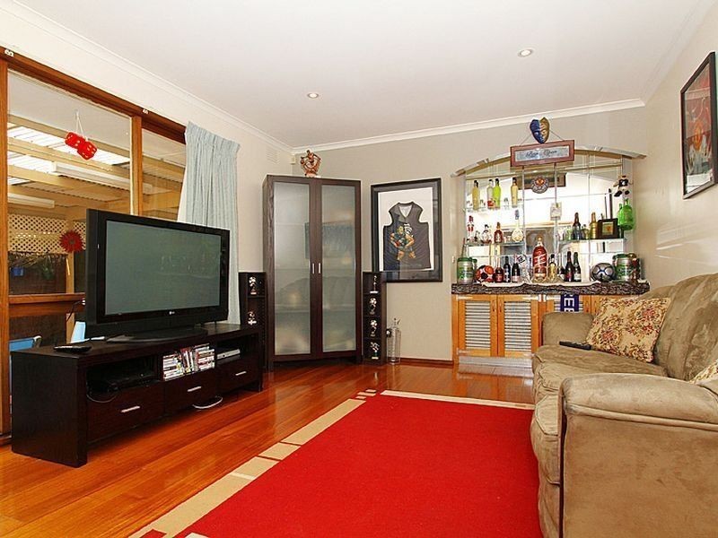 39 Streeton Circuit, Mill Park VIC 3082